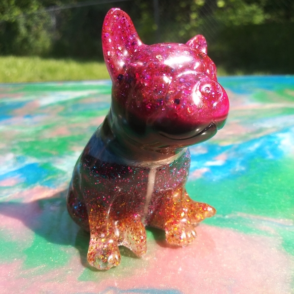 🐕SOLD🐕 Cute Frenchie Bulldog Resin Art Cute Sparkles Gift Shiny Handmade - Picture 8 of 15